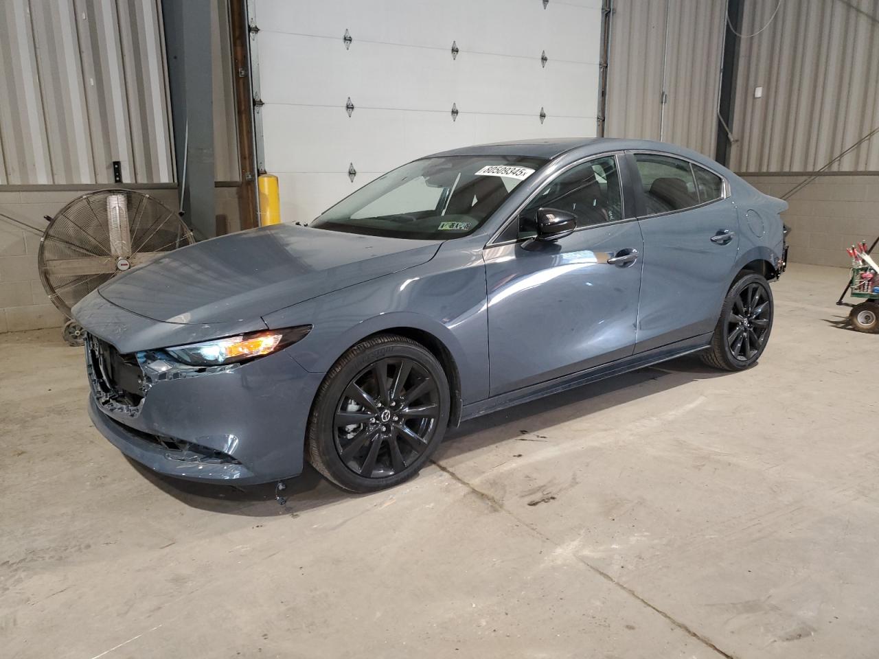 2025 Mazda 3 PREFERRE