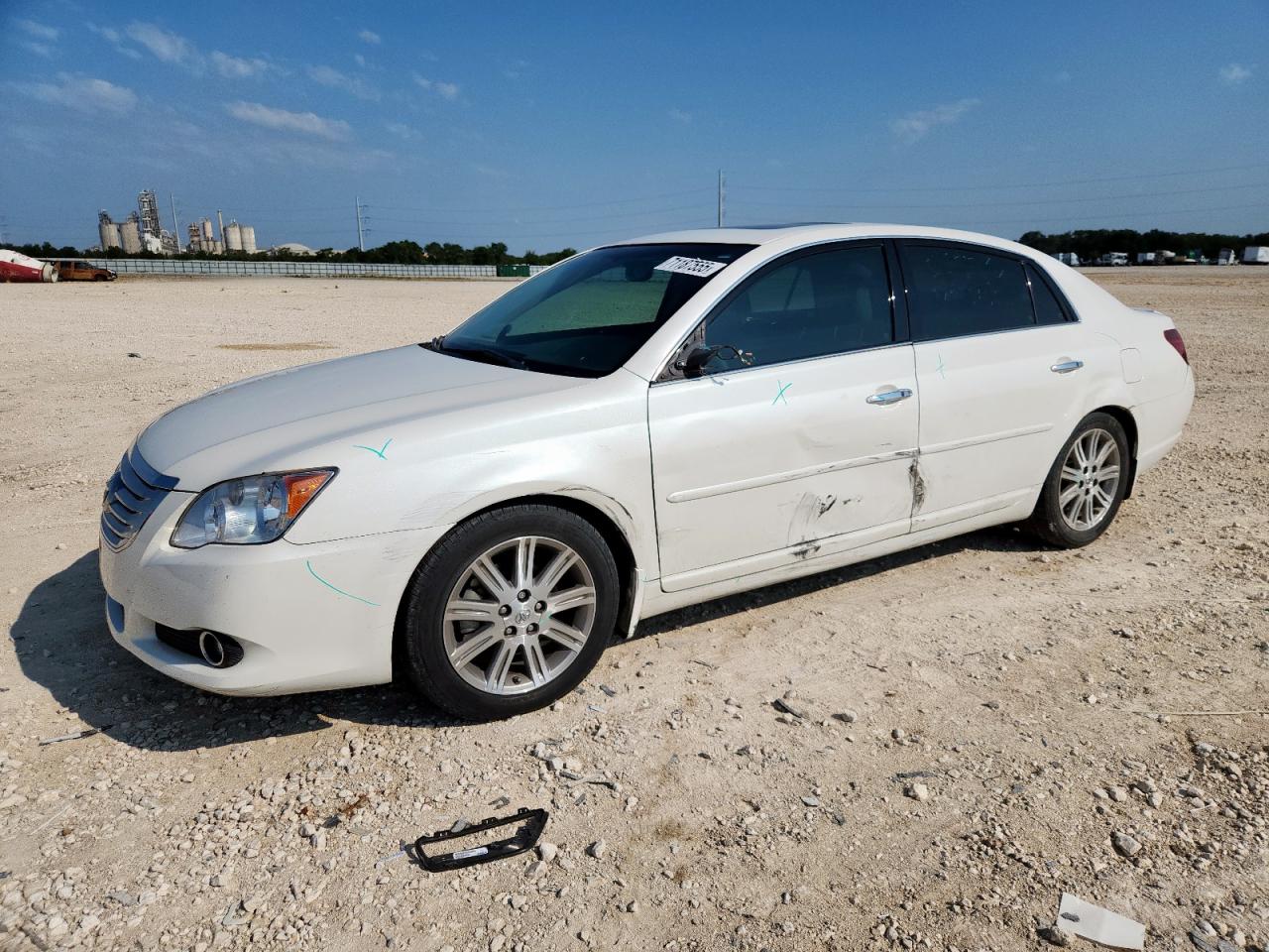 2010 Toyota Avalon xl