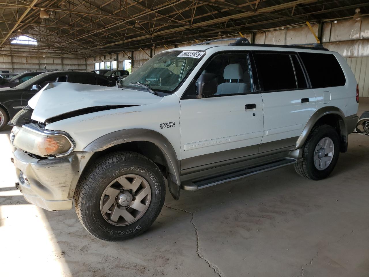 2000 Mitsubishi Montero sp