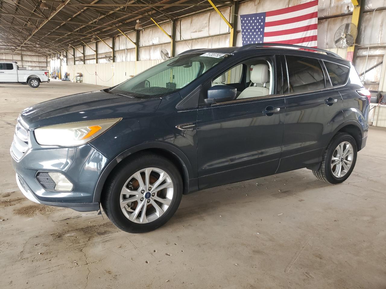 2019 Ford Escape sel