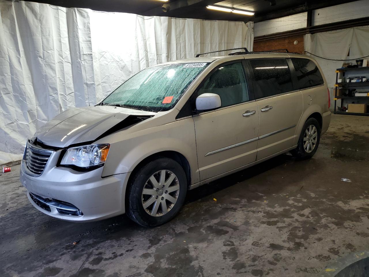 2016 Chrysler Town & cou