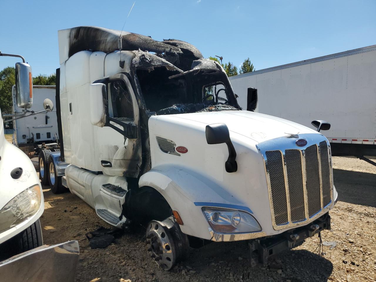 2016 Peterbilt tractor 579