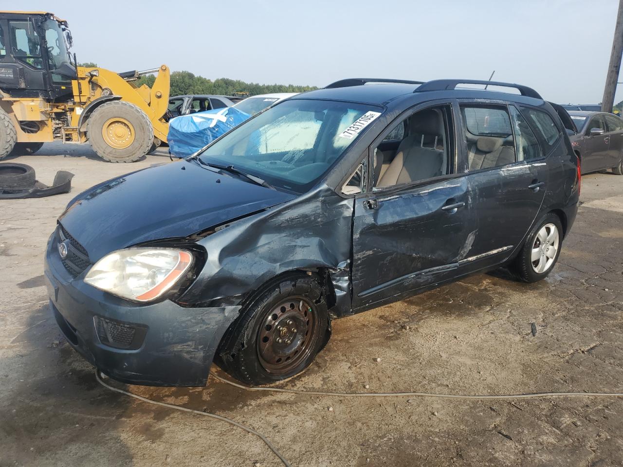 2009 Kia Rondo base