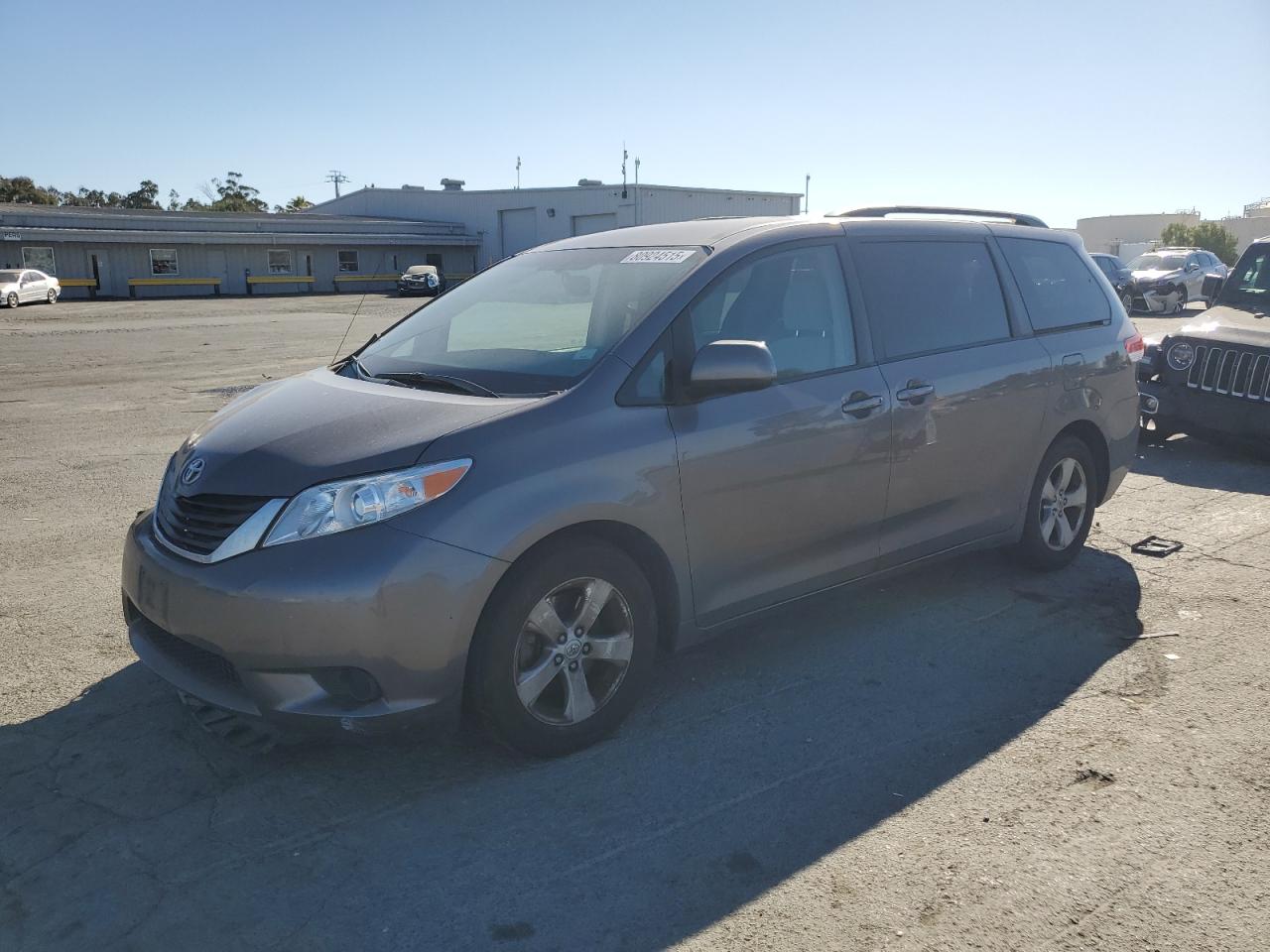 2011 Toyota Sienna le