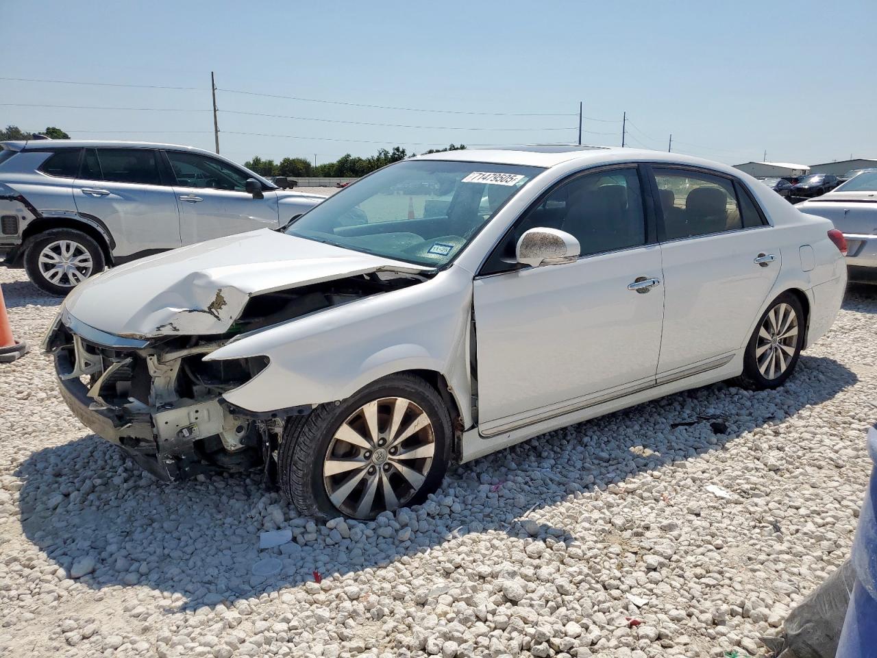 2011 Toyota Avalon bas