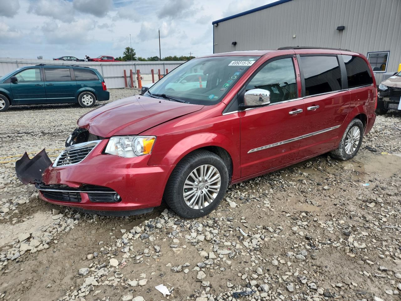 2015 Chrysler Town & country touring l