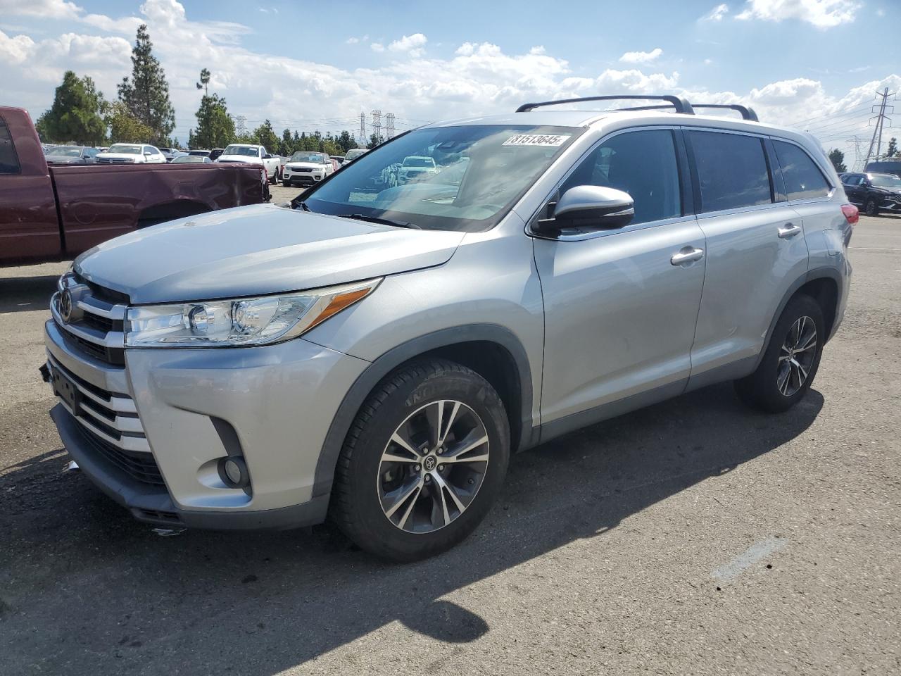 2019 Toyota Highlander le