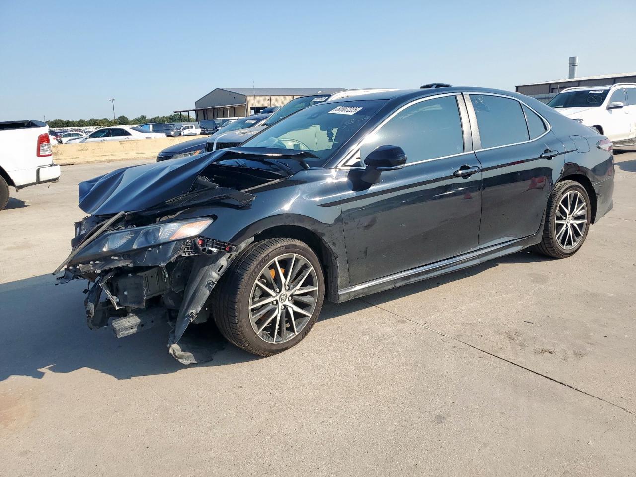 2023 Toyota Camry se n