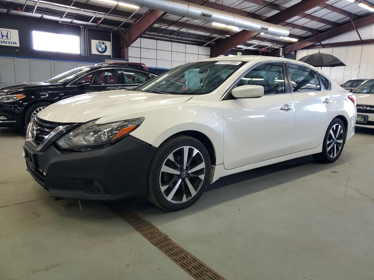 2017 Niss Altima 2.5