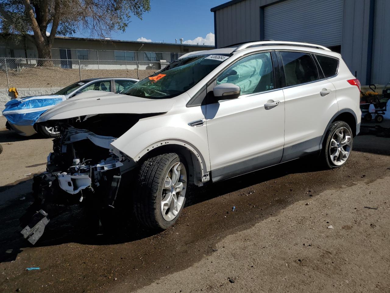 2014 Ford Escape tit