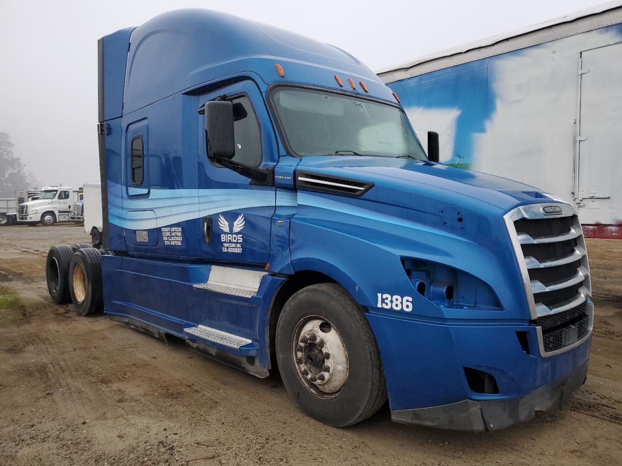 2020 Freightliner Cascadia 1