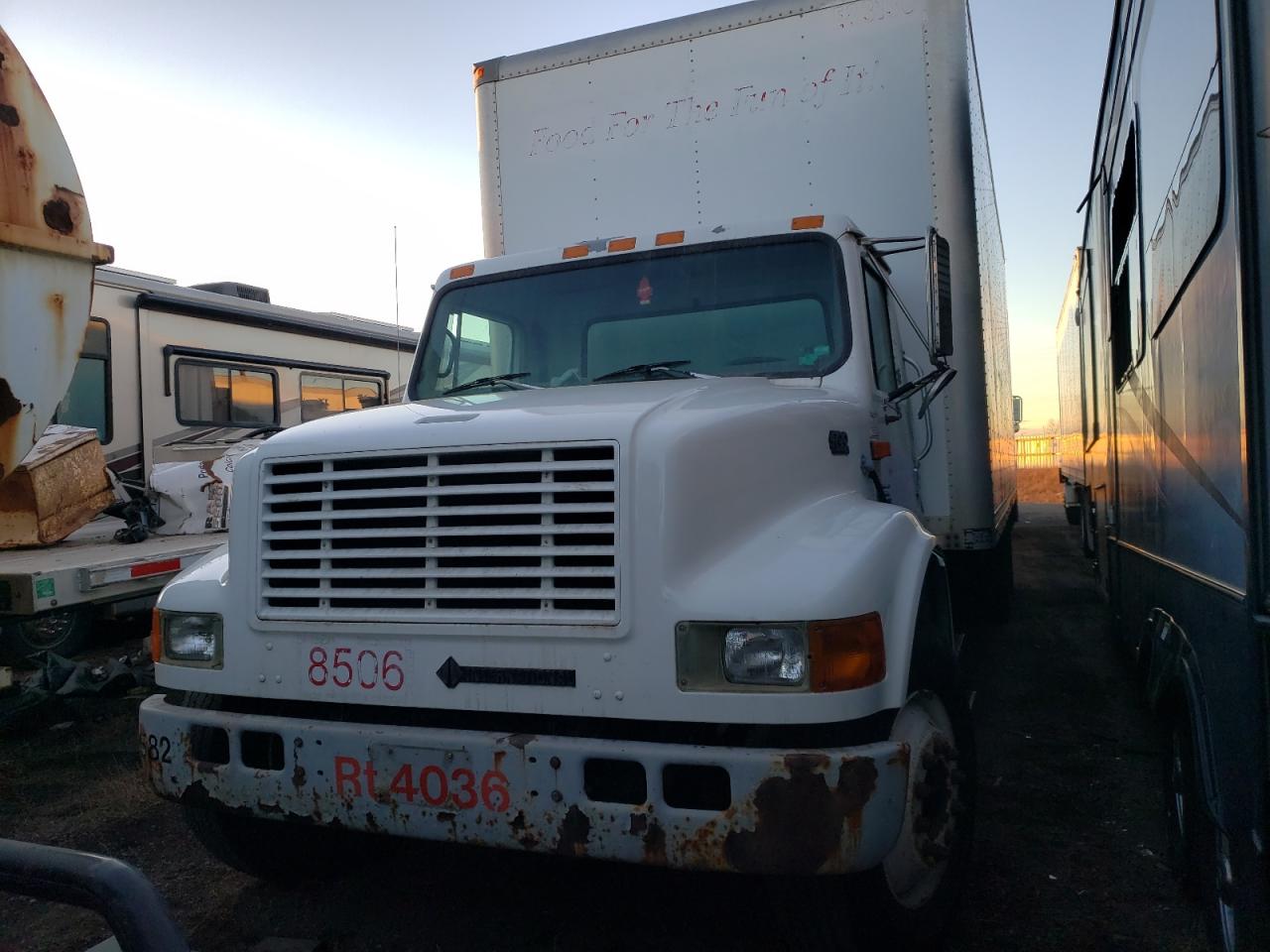1999 International 4000