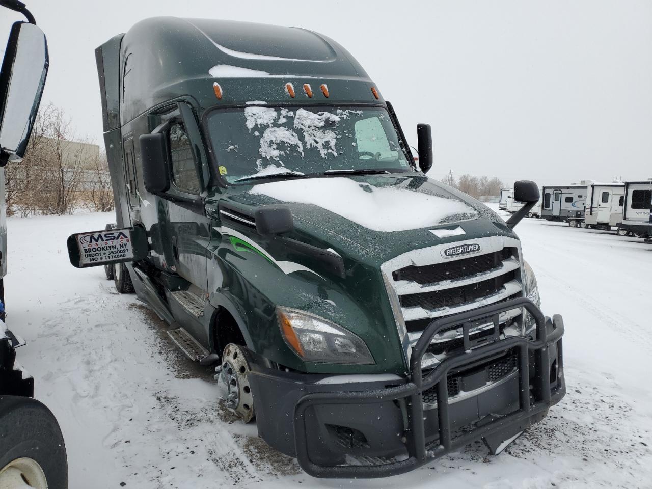2021 Freightliner Cascadia 1