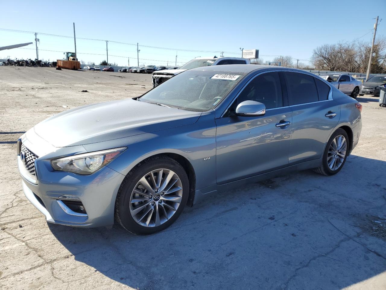 Infiniti Q50 luxe