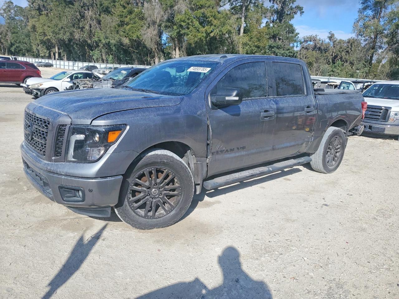 Nissan Titan