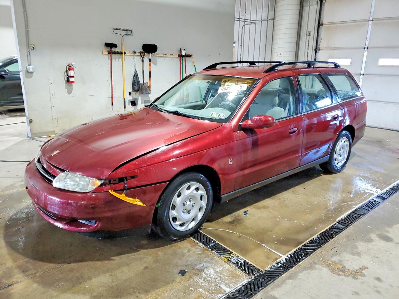 2001 Saturn Lw200