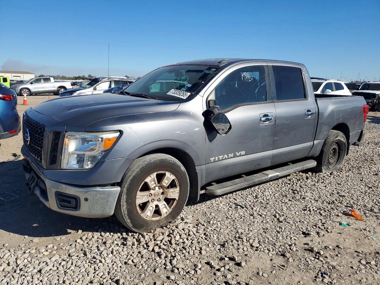 Nissan Titan
