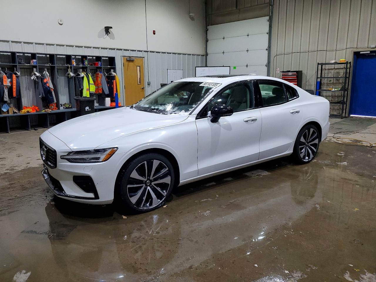 2022 Volvo S60