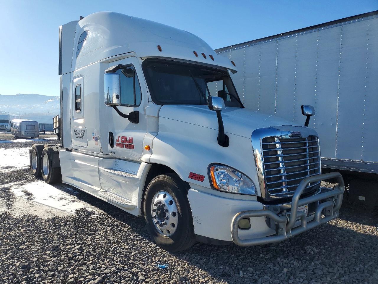 2017 Freightliner Cascadia 125