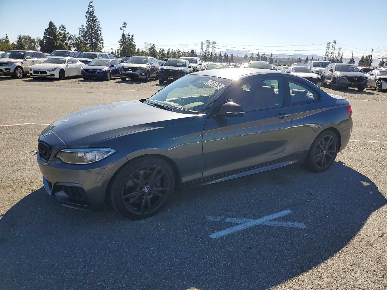 2016 BMW M235i