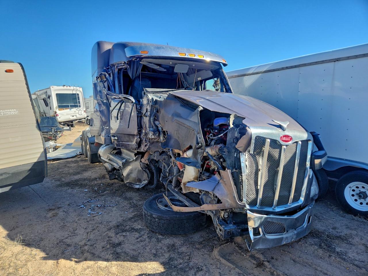Peterbilt 579