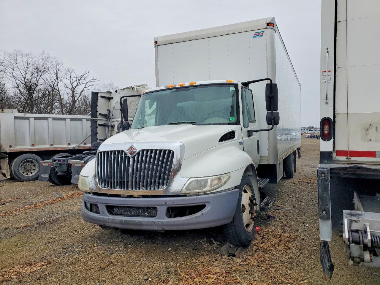 2013 International 4000-Series