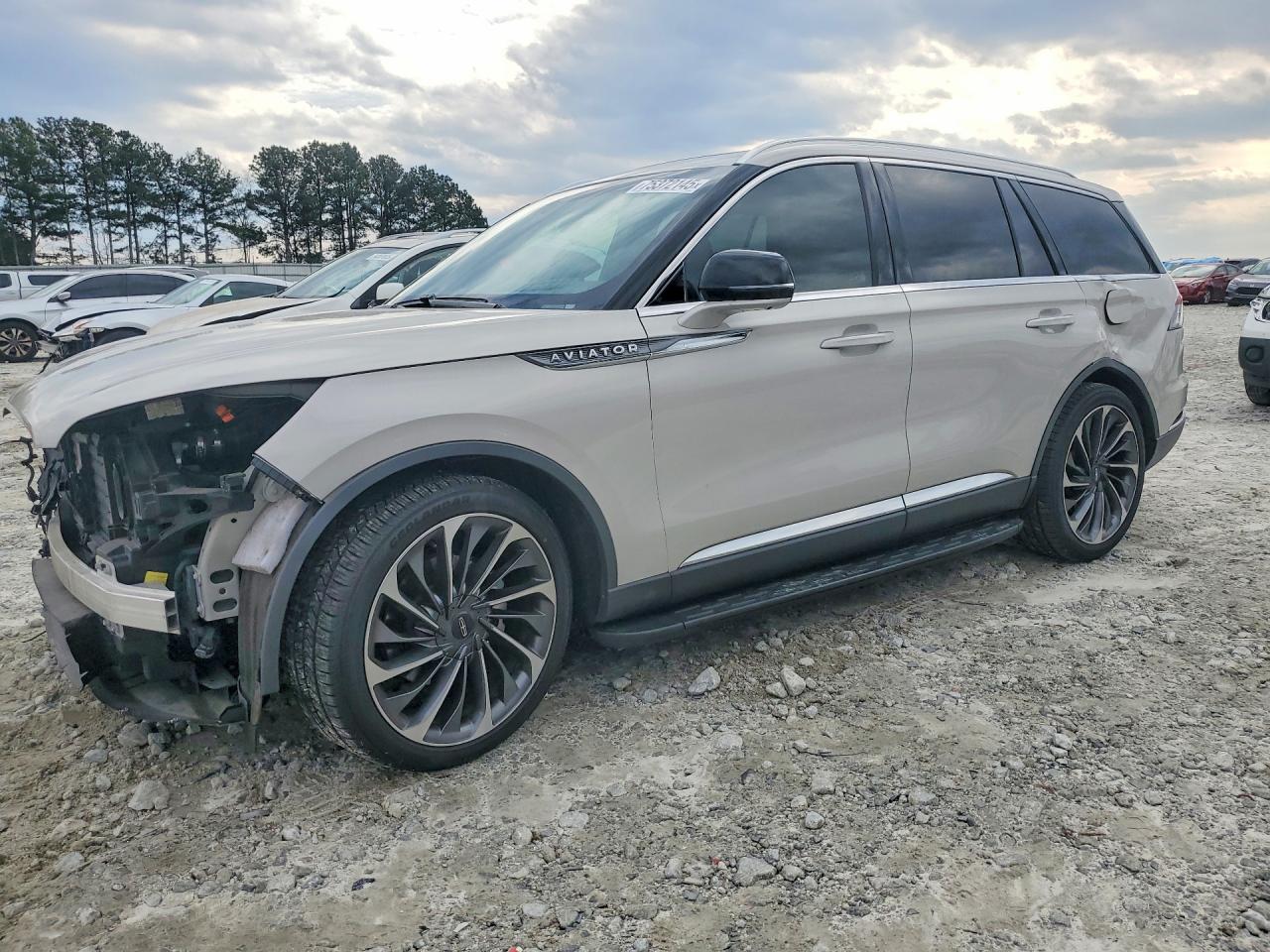 2022 Lincoln Aviator