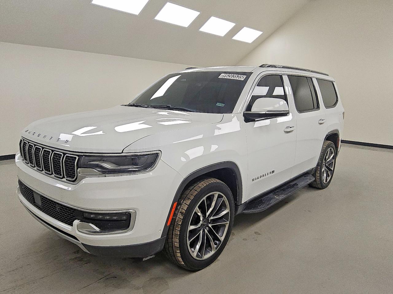 2022 Jeep Wagoneer