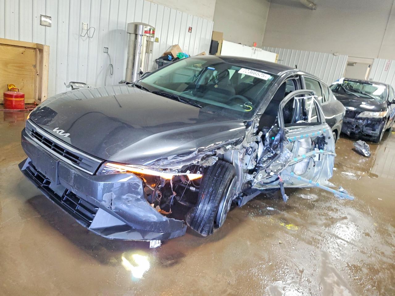 2025 Kia K4