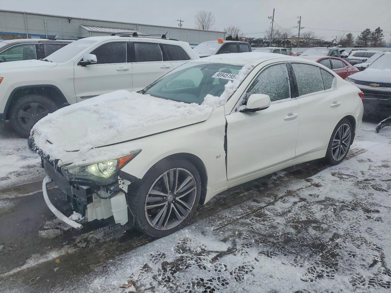 2015 Infinity Q50