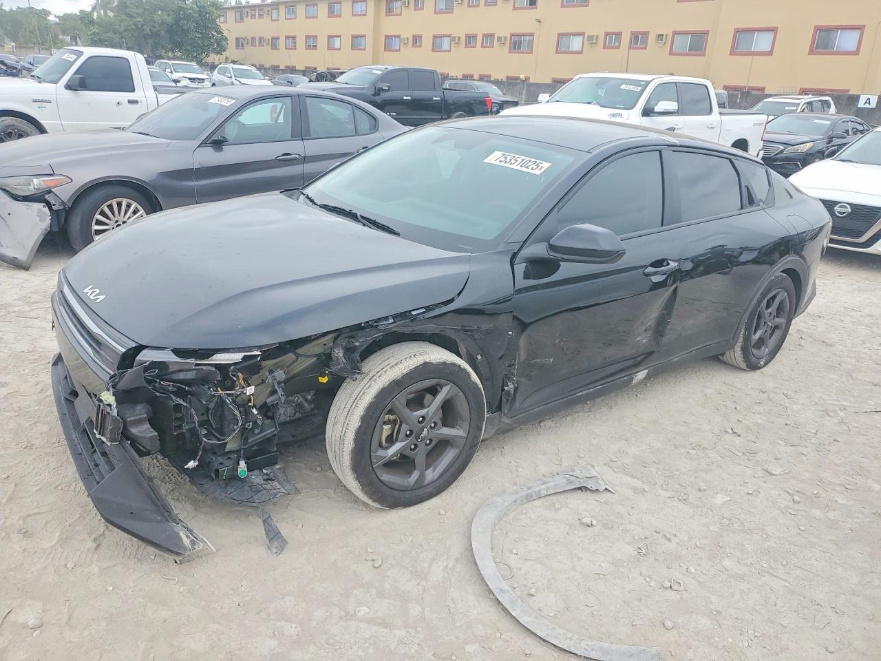 2025 Kia K4
