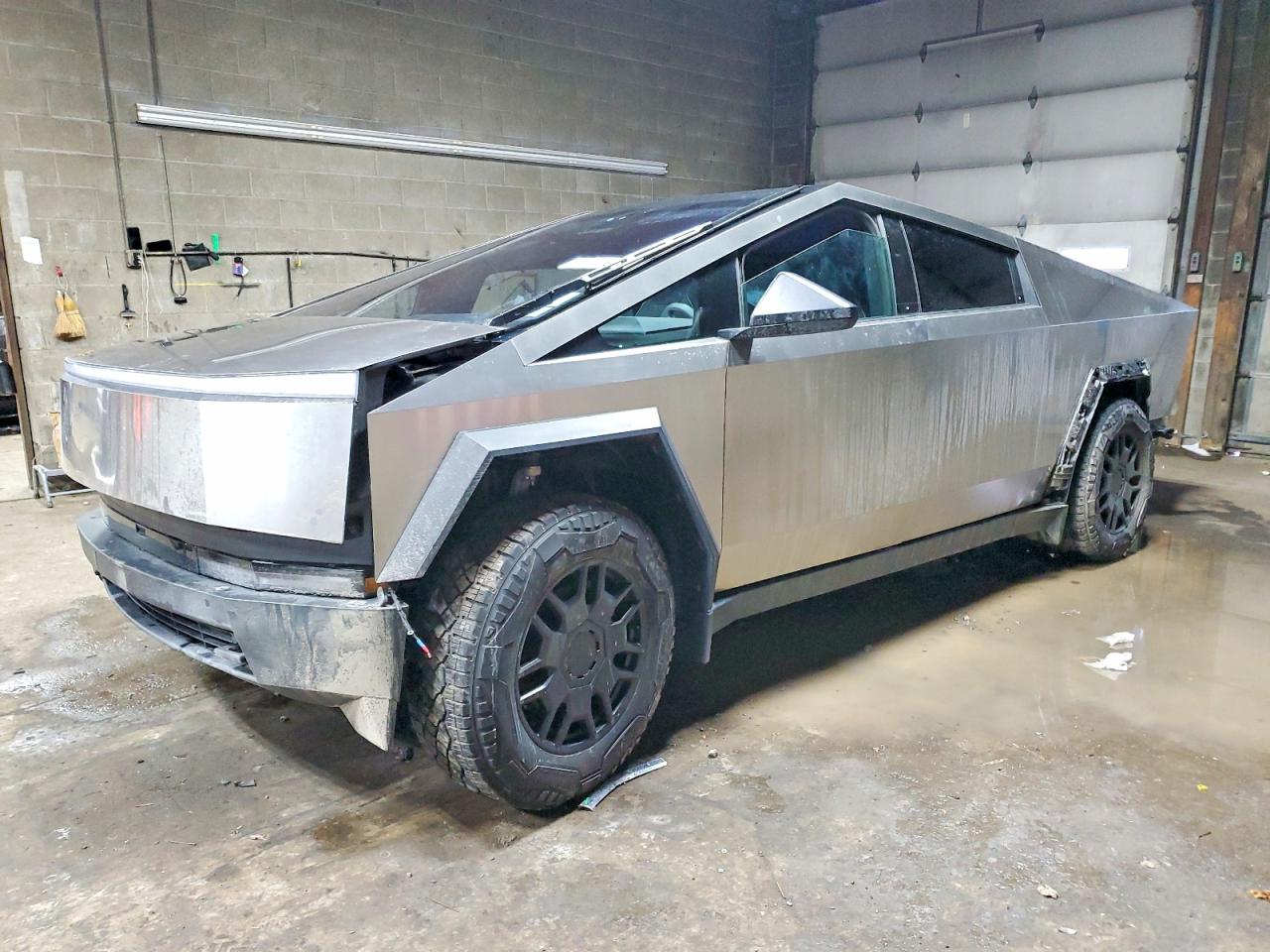 2024 Tesla Cybertruck