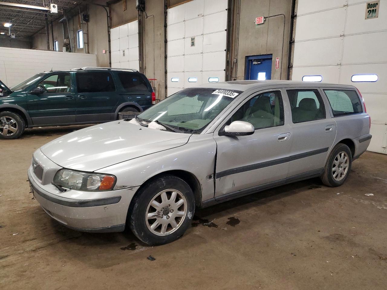 2003 Volvo V70
