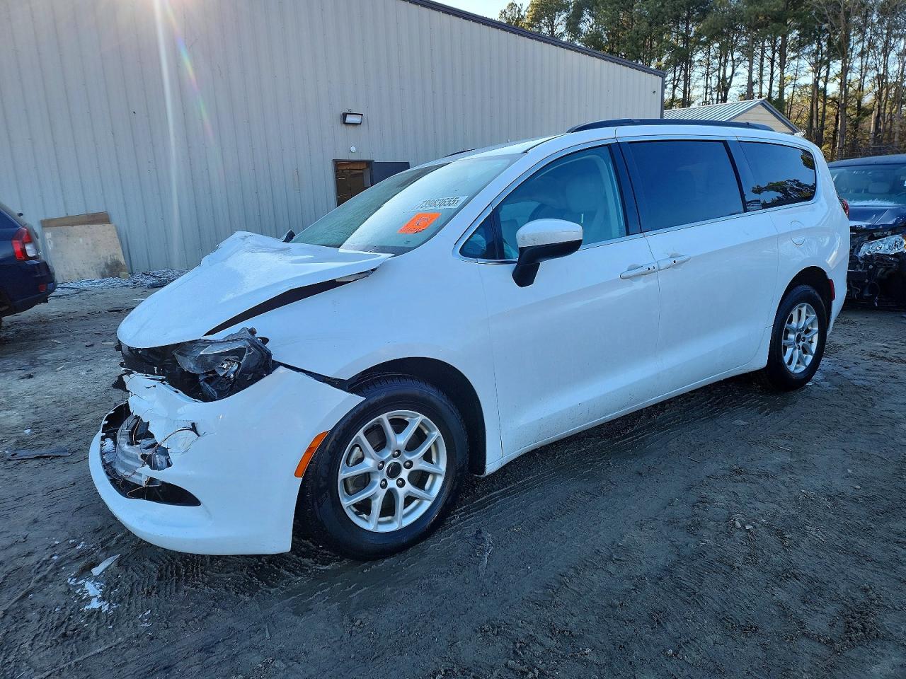 2021 Chrysler Voyager