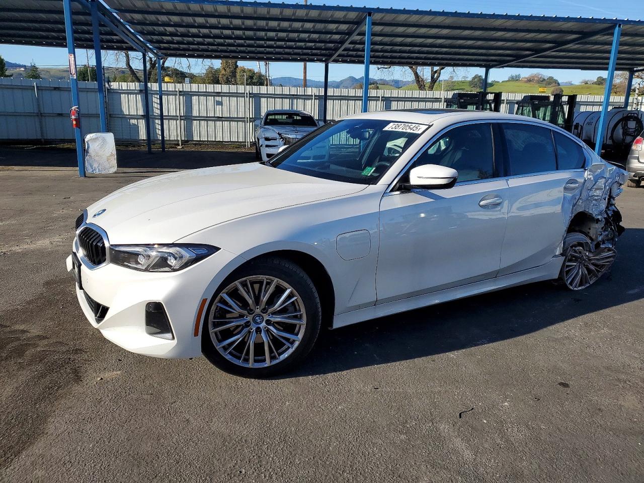 BMW 330xe