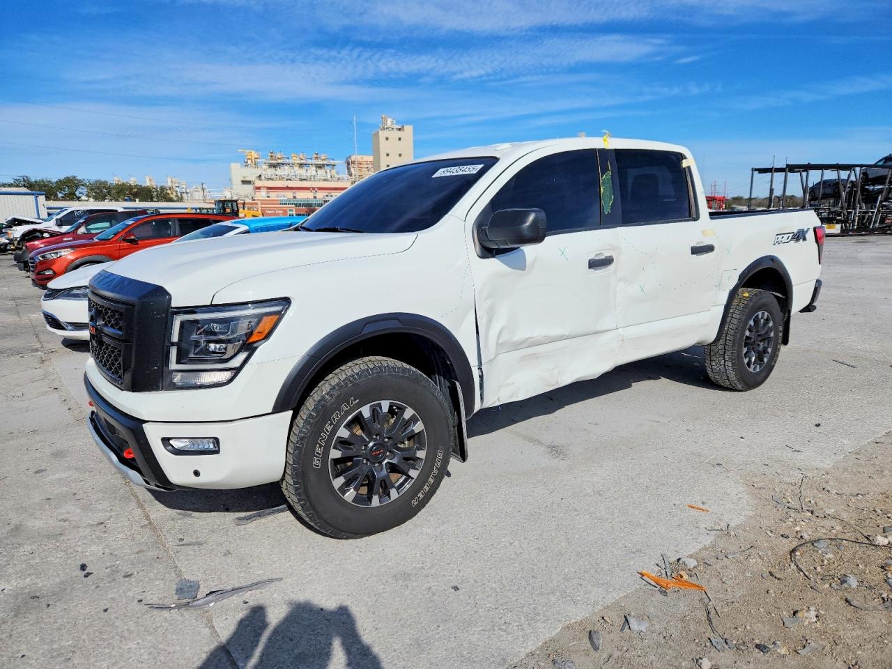 2021 Nissan Titan