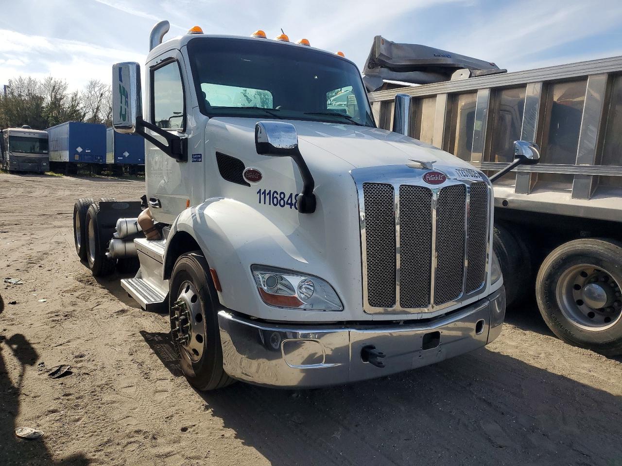 2020 Peterbilt 579