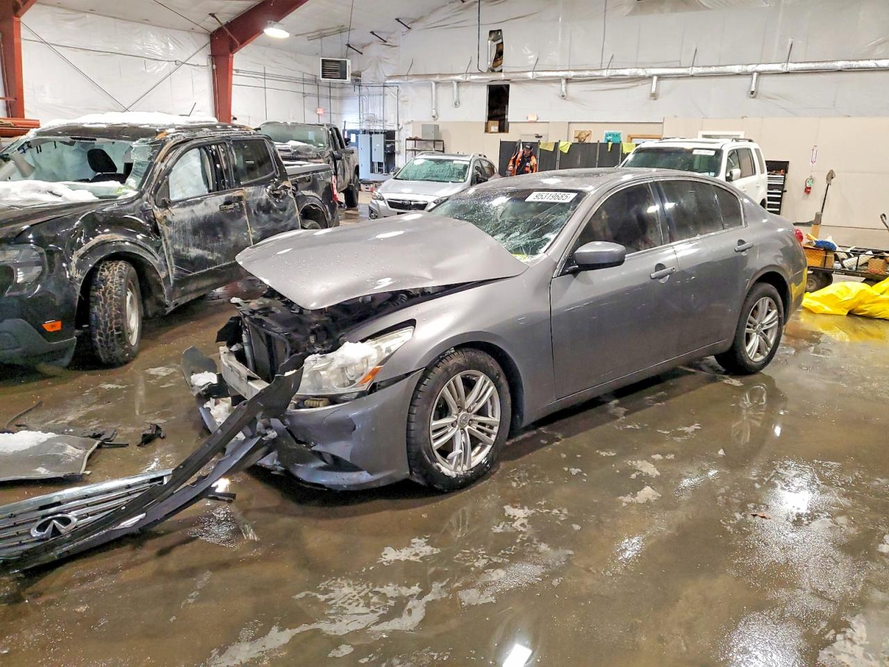 2013 Infiniti G37