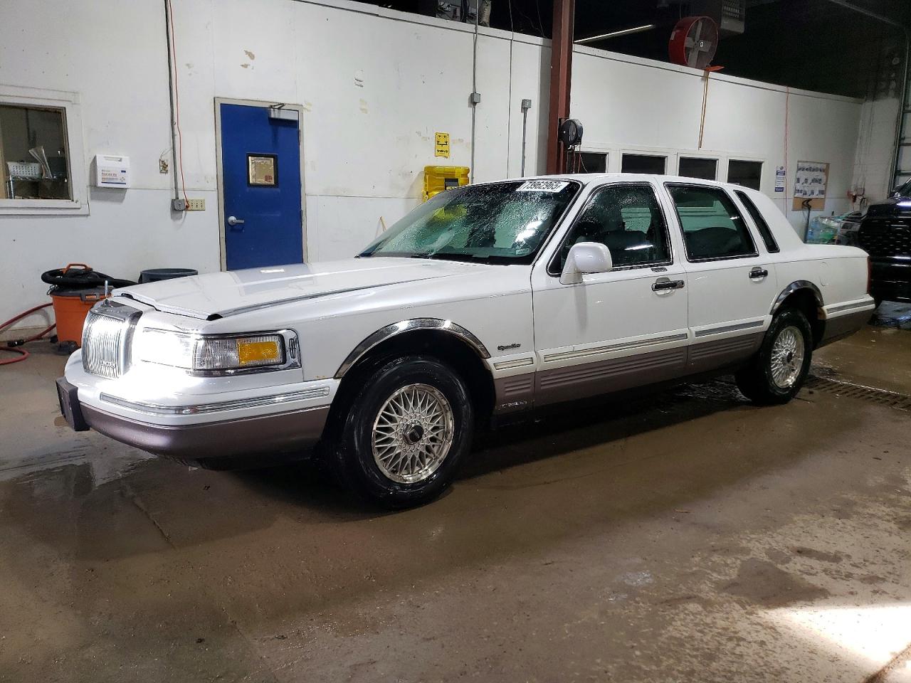 1997 Lincoln Town Car