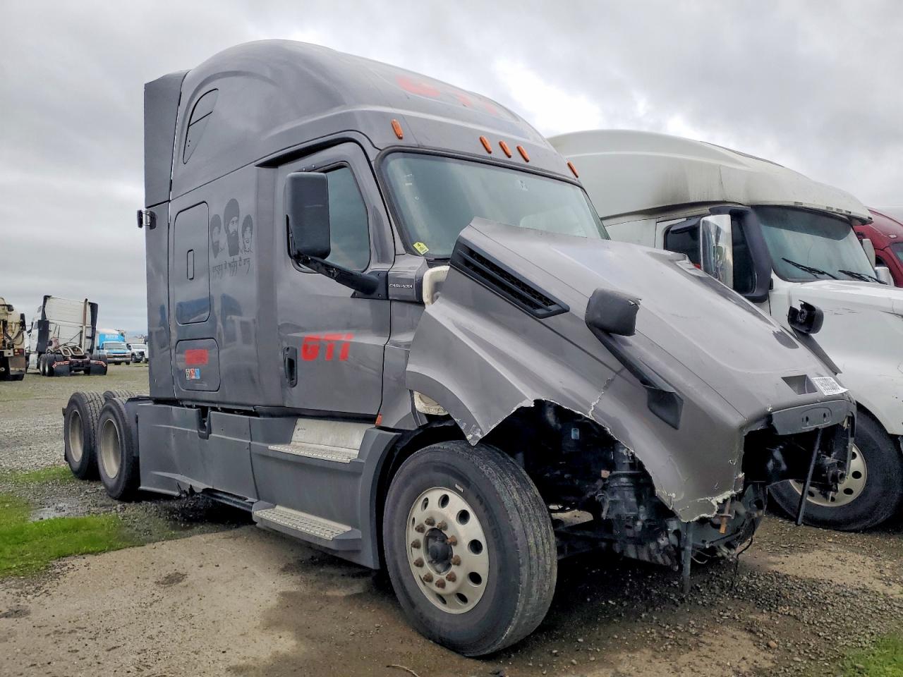 2020 Freightliner Cascadia