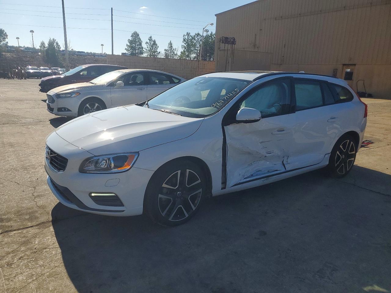 2018 Volvo V60