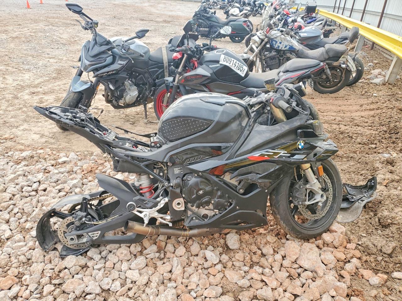 2023 BMW S 1000