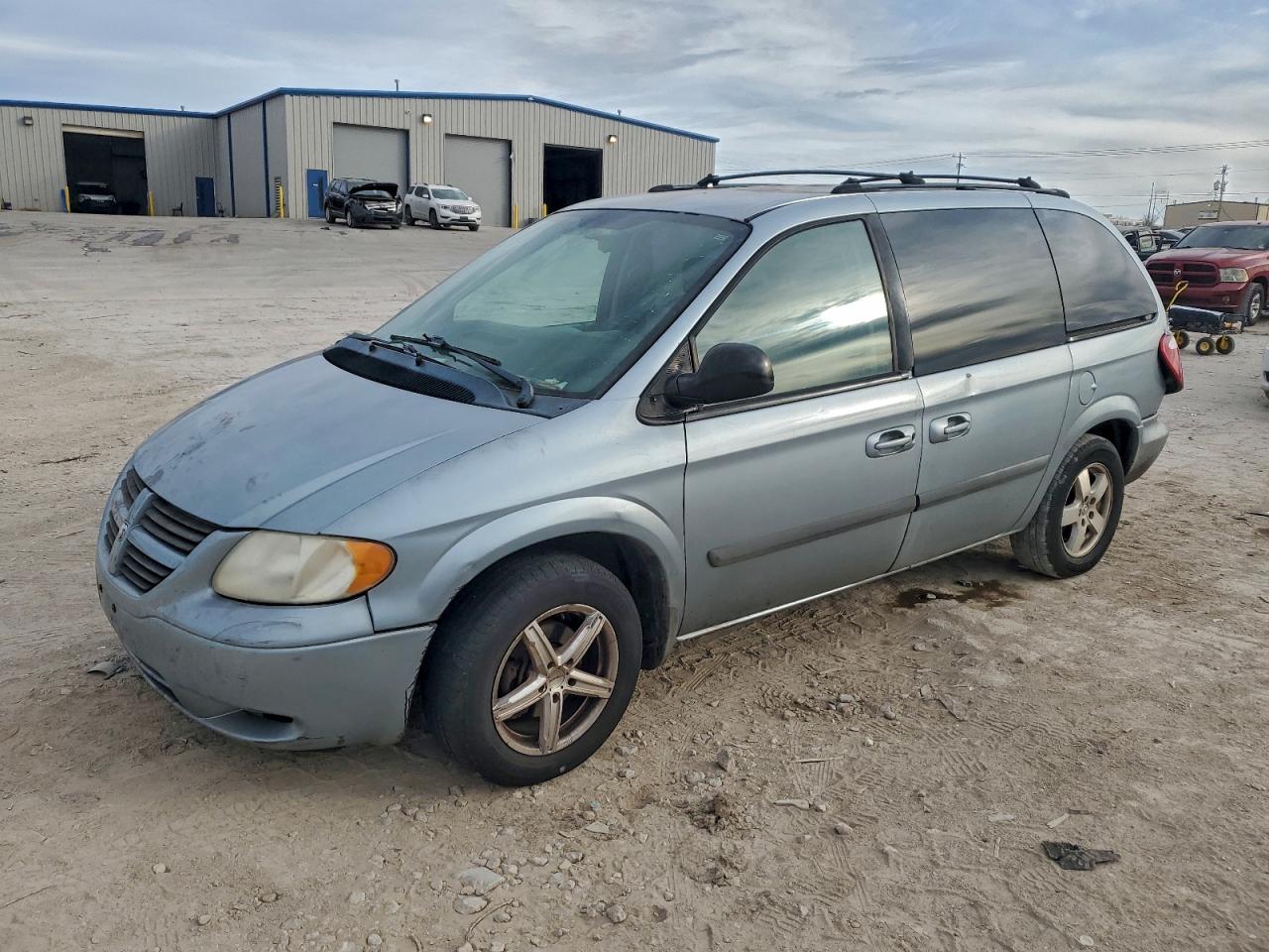 2005 Dodge Caravan