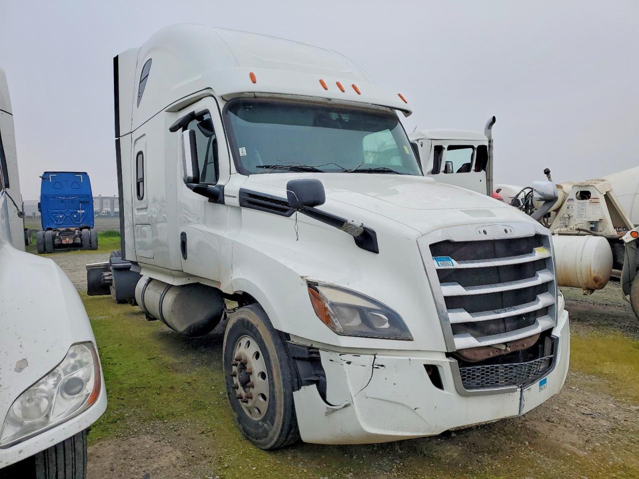 Freightliner Cascadia 126