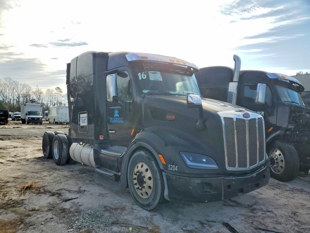 2016 Peterbilt 579