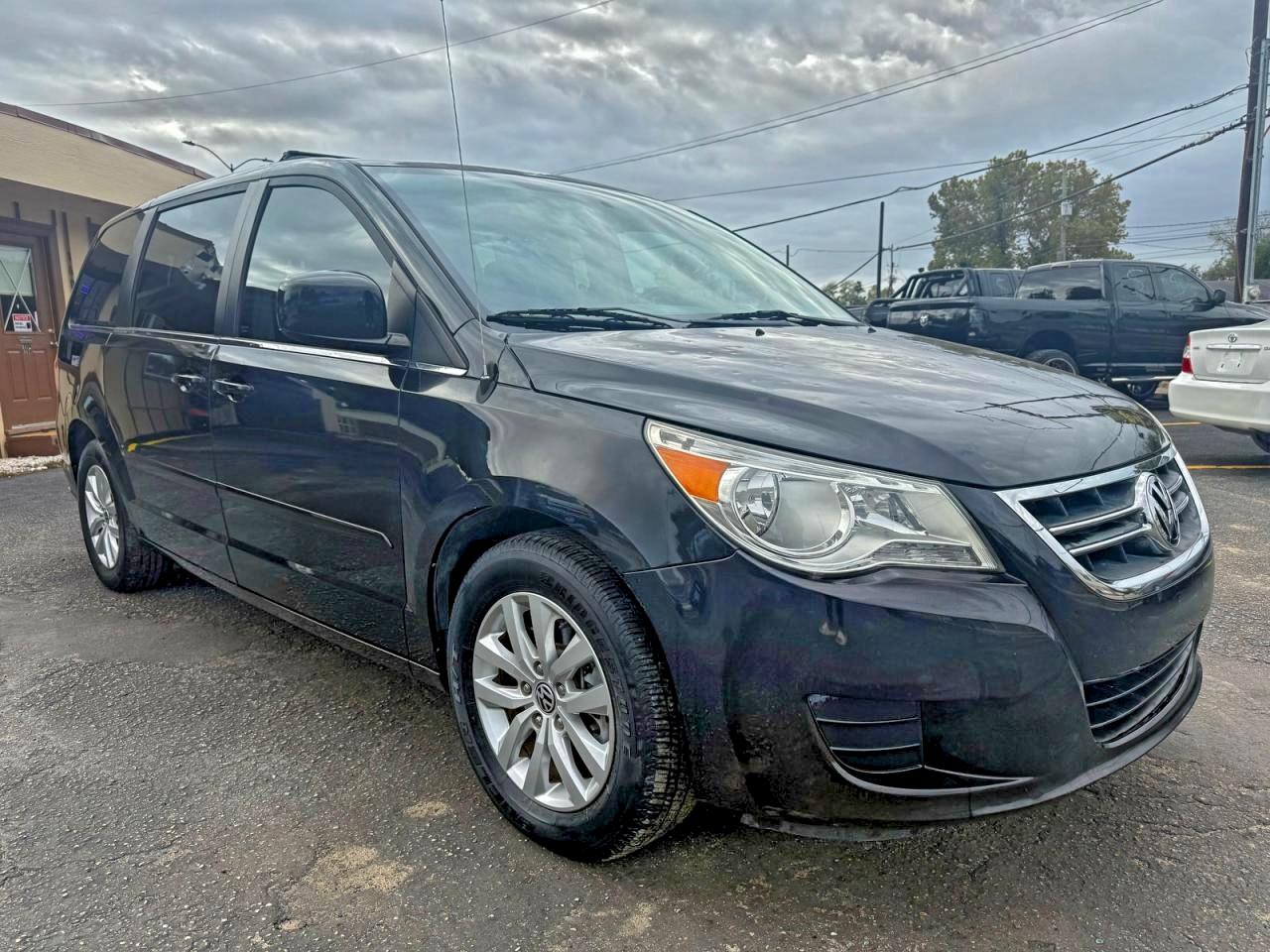 2012 Volkswagen Routan