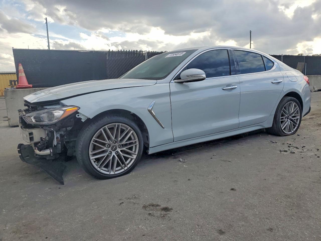 2020 Genesis G70