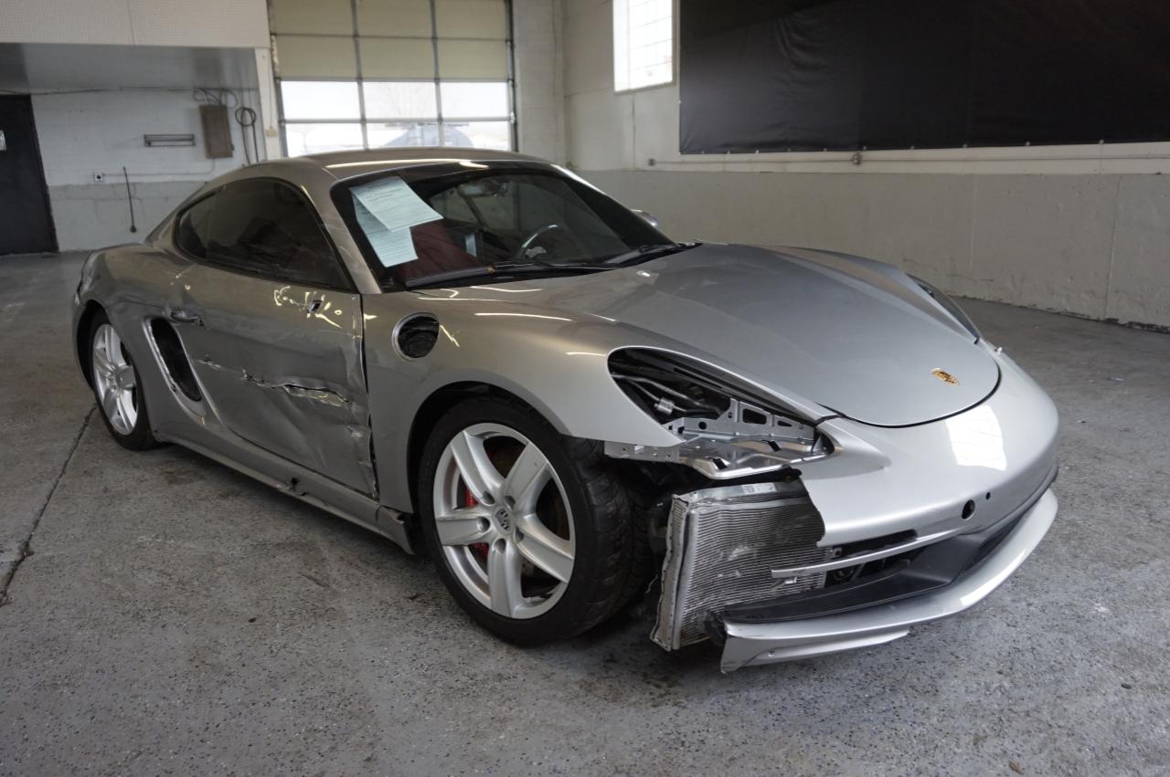 2024 Porsche Cayman Gts