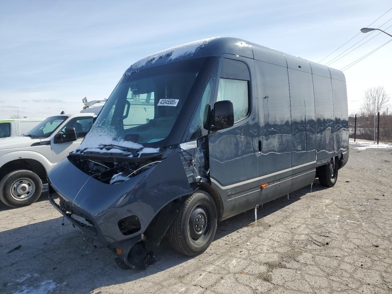 Rivian Edv 700