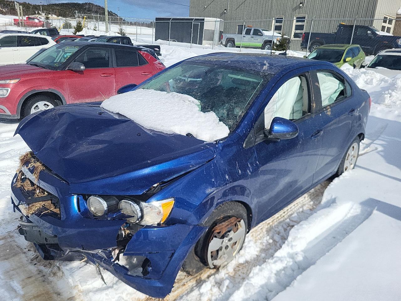 2014 Chevrolet Sonic ls LS